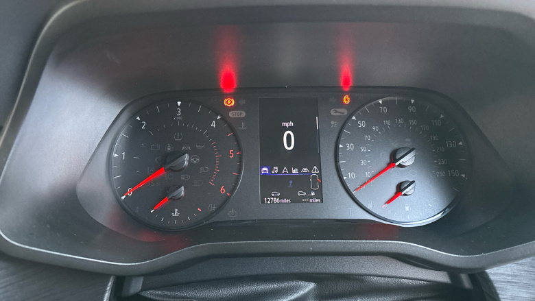 Nissan Primastar 30 L2 Diesel 2.0 dCi 130ps H1 Tekna+ Crew Van